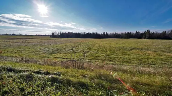 Monticello, ME 04760,8 West RD