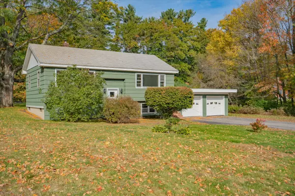 Hollis, ME 04042,877 Hollis RD