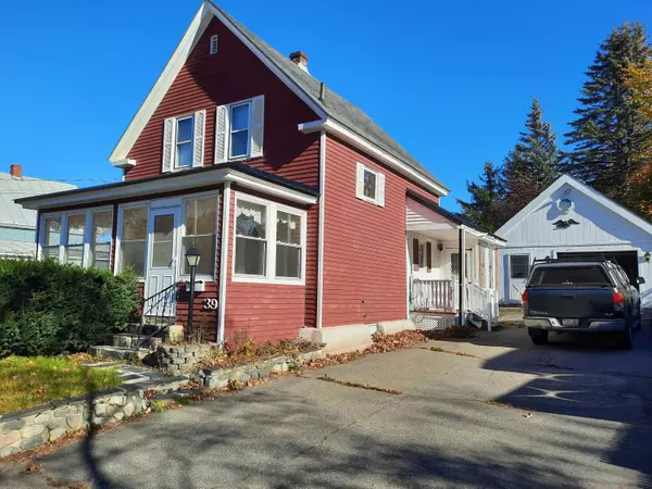 39 Somerset ST, Millinocket, ME 04462