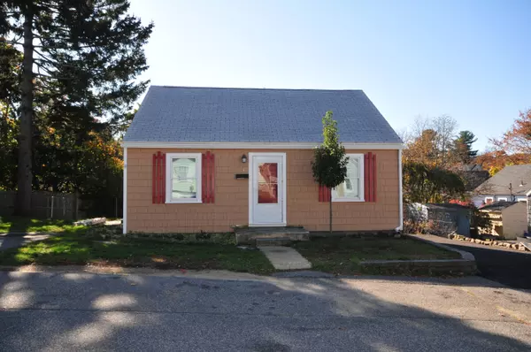 Kittery, ME 03904,4 Halstead ST