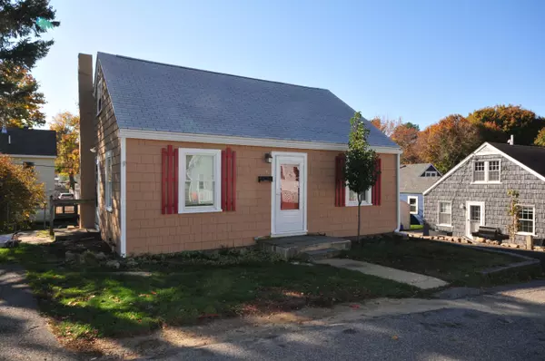 Kittery, ME 03904,4 Halstead ST