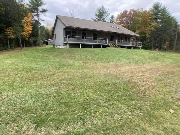 Newport, ME 04953,64 Abnaki DR