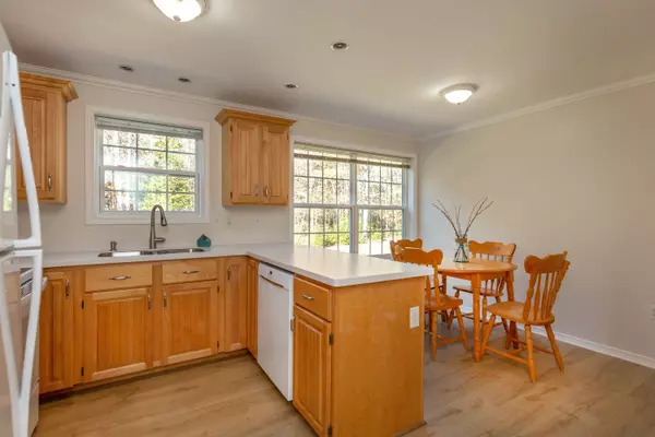 Lisbon, ME 04250,44 Beech ST