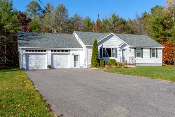 44 Beech ST, Lisbon, ME 04250