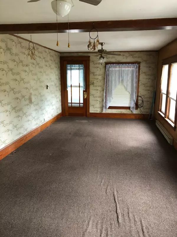 Mexico, ME 04257,351 Main ST