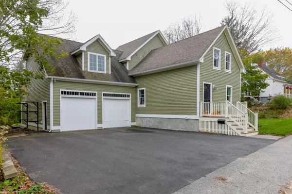 South Berwick, ME 03908,12 Park ST