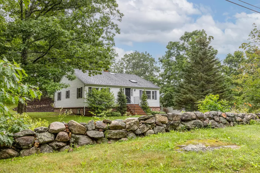 97 Merrill RD, Gray, ME 04039