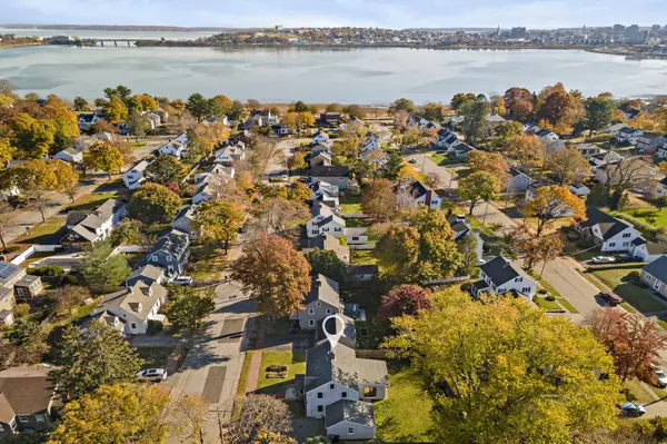 Portland, ME 04103,45 Bay View DR