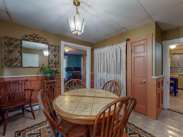 South Portland, ME 04106,84 High ST