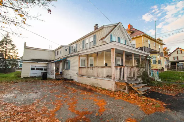 98 Parkview AVE, Bangor, ME 04401