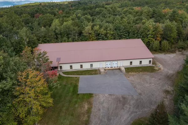 61 Sokokis TRL, Waterboro, ME 04030