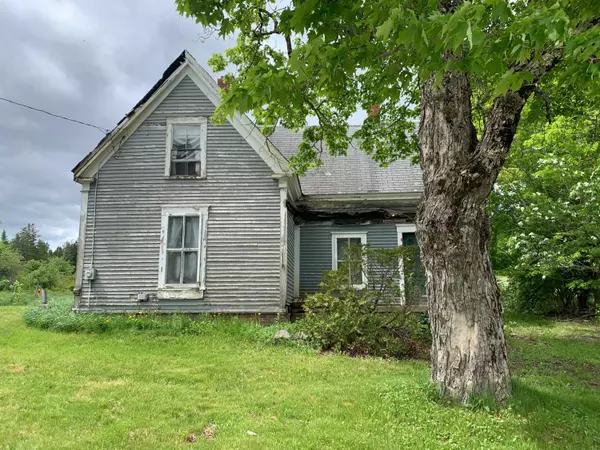 3 Leighton Point RD, Pembroke, ME 04666