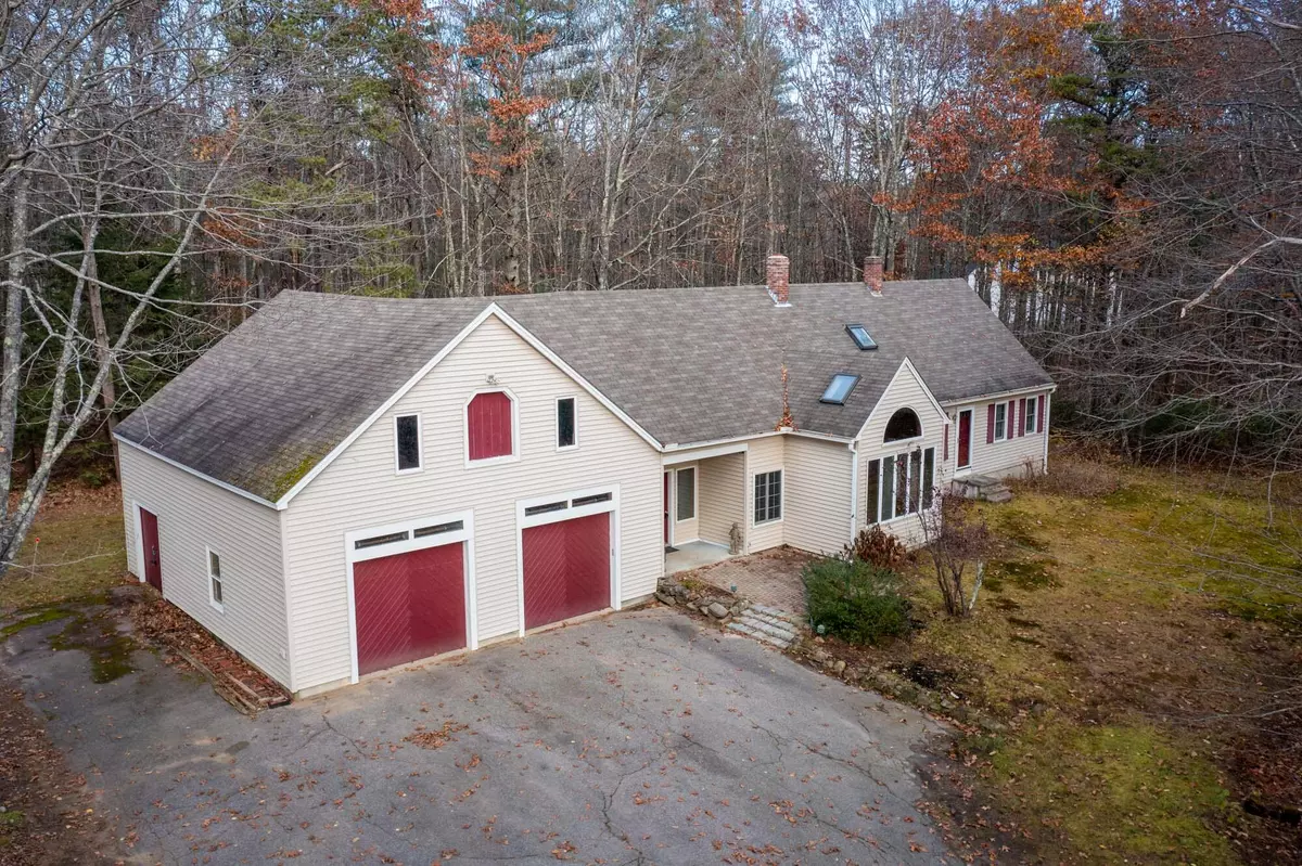 Kennebunk, ME 04043,231 Maguire RD