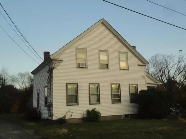 50 Royal ST, Winthrop, ME 04364