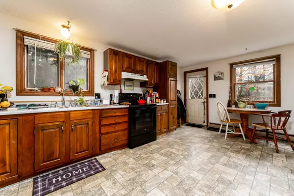 Sidney, ME 04330,3503 Middle RD