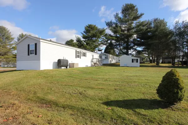 Sabattus, ME 04280,3 Marie CIR