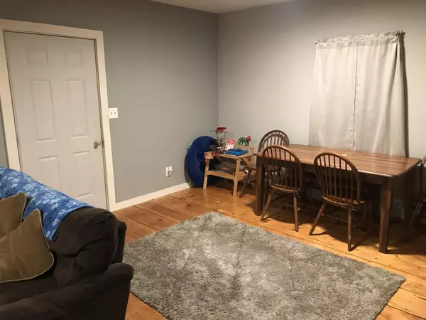 Oakland, ME 04963,26 Middle RD