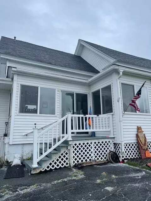 Fort Kent, ME 04743,1049 Caribou Road