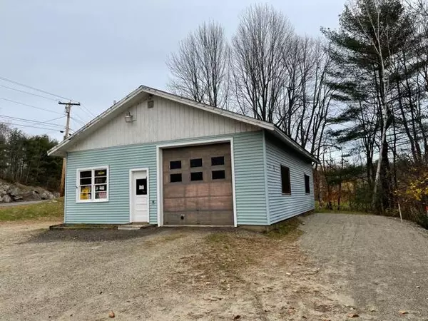 West Gardiner, ME 04345,126 Lewiston RD