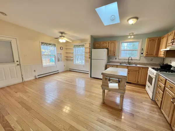 Frankfort, ME 04438,29 Tyler LN