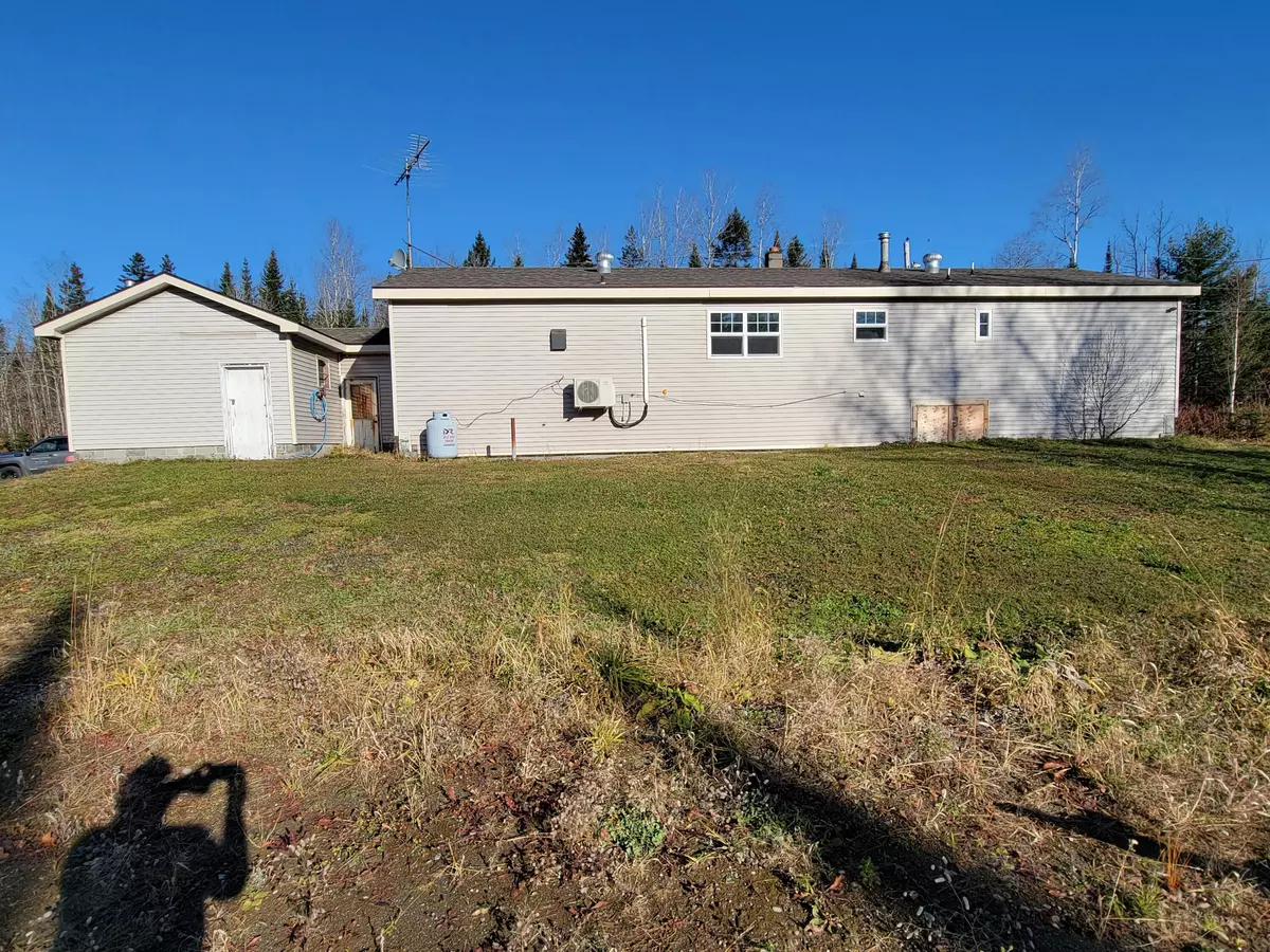 Patten, ME 04765,405 Barleyville RD