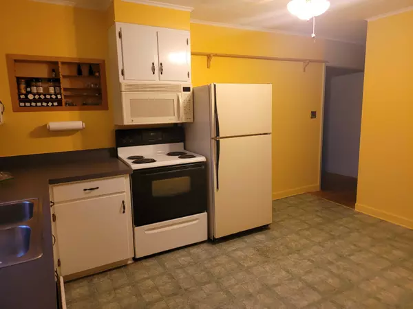 Presque Isle, ME 04769,57 Maple ST