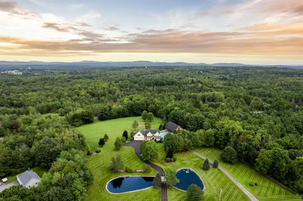 47 Town Farm RD, Hampden, ME 04444