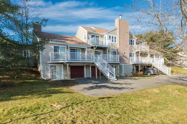 9 Riverview DR #D, North Berwick, ME 03906