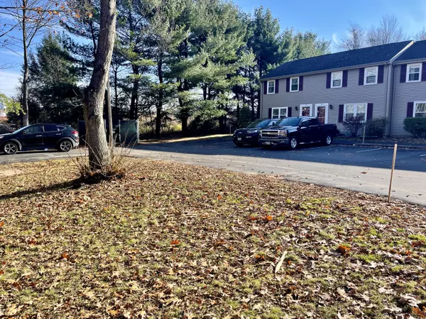 South Portland, ME 04106,19 Jamestown CT #19