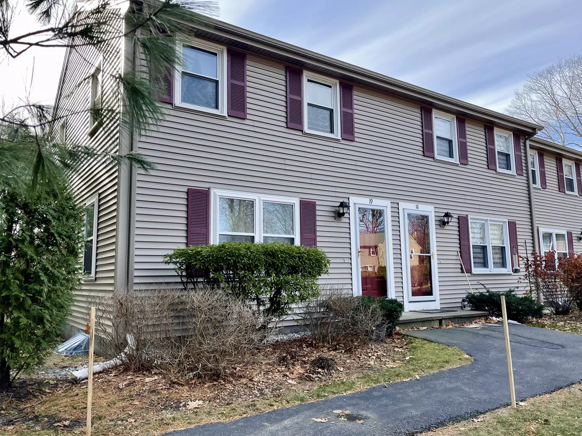 South Portland, ME 04106,19 Jamestown CT #19