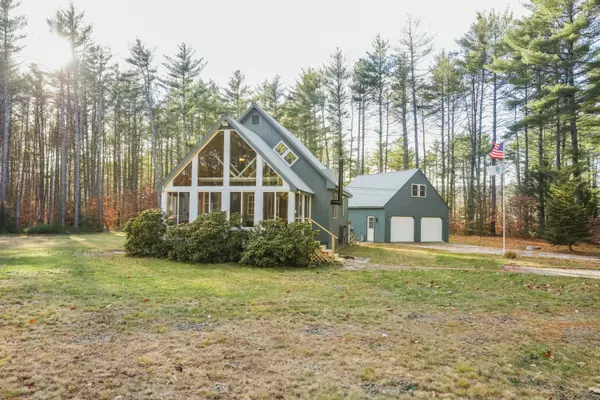44 Wilderness LN, Hiram, ME 04041