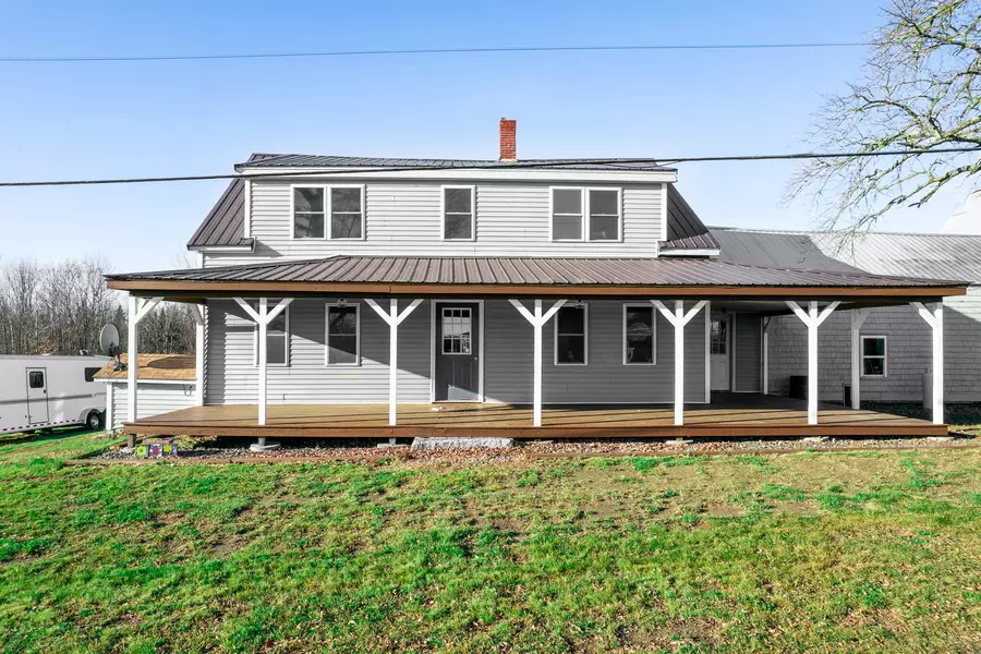 16 Amsden RD, Corinna, ME 04928