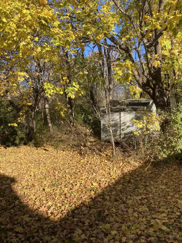 Thomaston, ME 04861,23 Beechwood ST