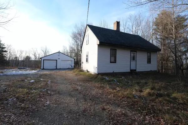 639 Wiscasset RD, Pittston, ME 04345