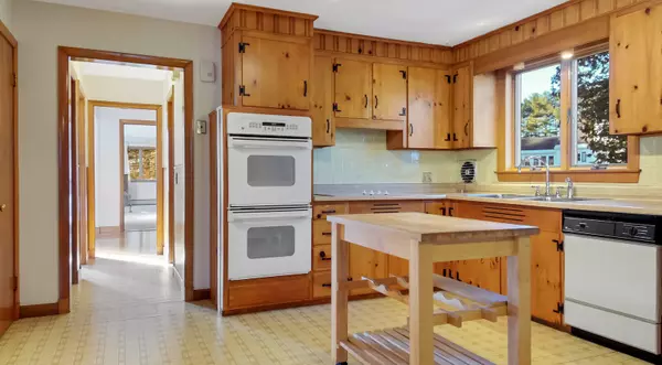 Waterville, ME 04901,5 W River RD