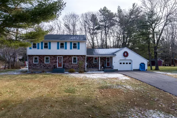 Topsham, ME 04086,15 Old Farm RD