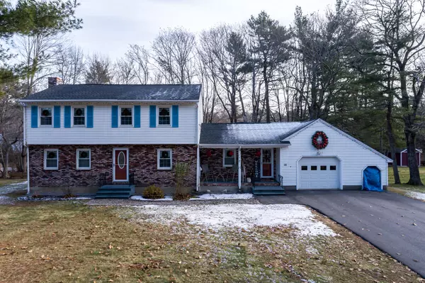 Topsham, ME 04086,15 Old Farm RD