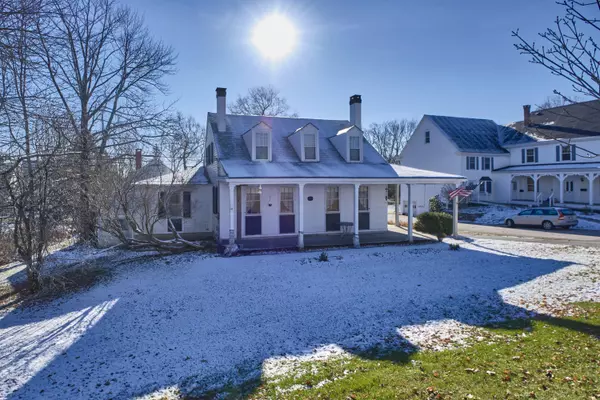 Thomaston, ME 04861,100 Main ST