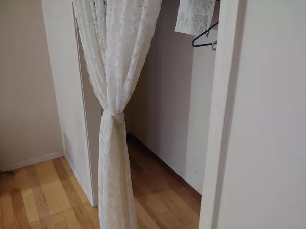 South Portland, ME 04106,33 Hobart Street #4