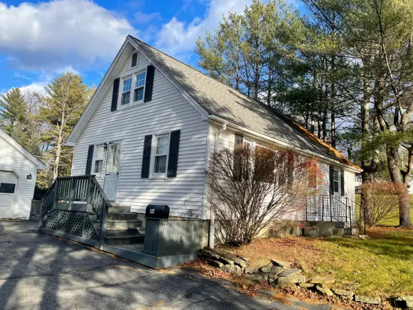 Winthrop, ME 04364,44 Pleasant ST