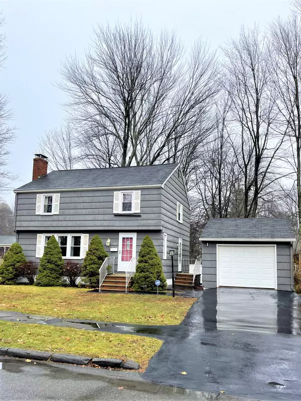 182 Pinecrest RD, Portland, ME 04102