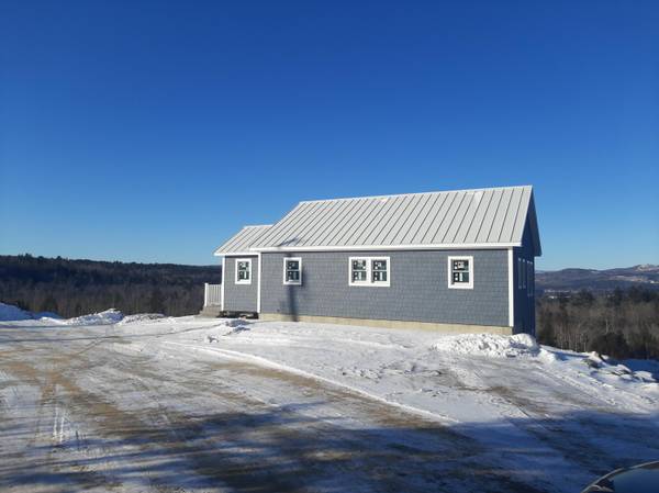 6 Stearns Hill RD, West Paris, ME 04289