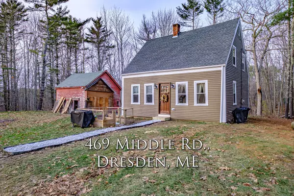 469 Middle RD, Dresden, ME 04342