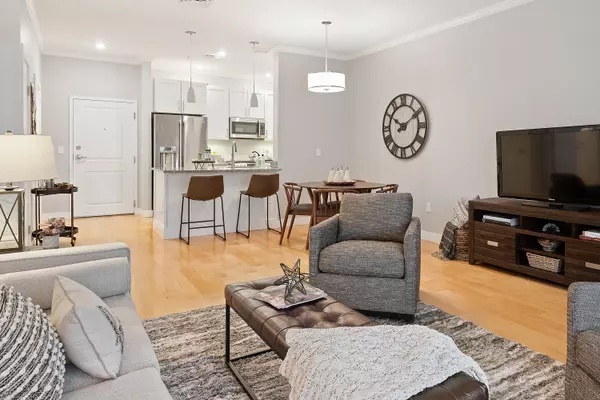 Portland, ME 04101,15 Middle ST #310