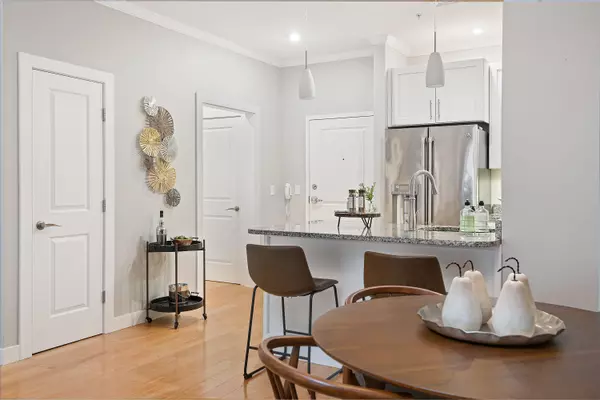 Portland, ME 04101,15 Middle ST #310