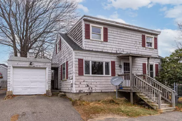 11 Wainwright AVE, Kittery, ME 03904