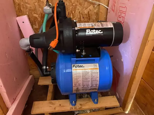 15 Barleyville RD, Patten, ME 04765