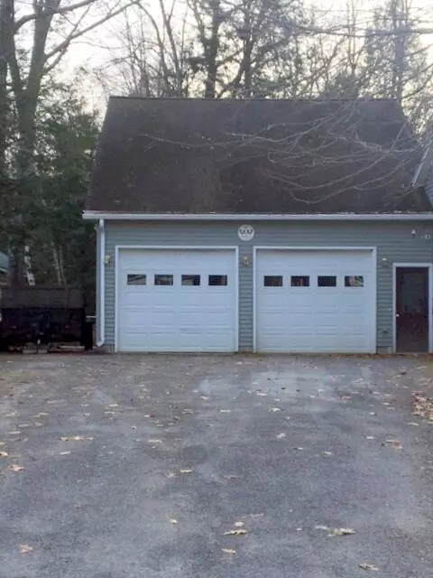 Oakland, ME 04963,70 Allagash DR