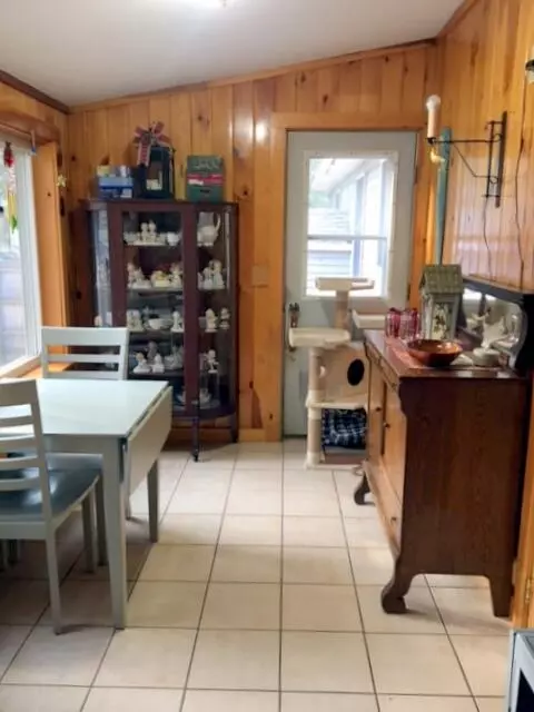 Oakland, ME 04963,70 Allagash DR