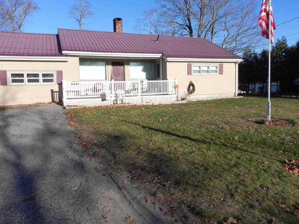 17 High ST, Machias, ME 04654